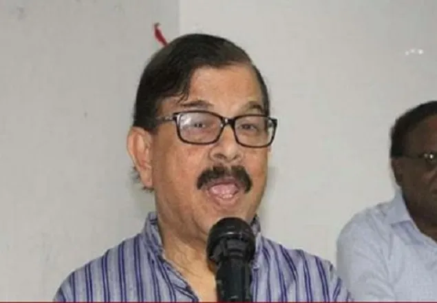 ‘খালেদা জিয়ার সাজা ১৭ বছর, ছাত্রলীগ সভাপতি-সেক্রেটারির কত বছর?’ 