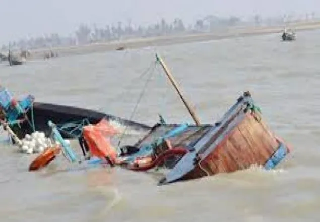 তিস্তা নদীতে নৌকাডুবি, নিখোঁজ ১০