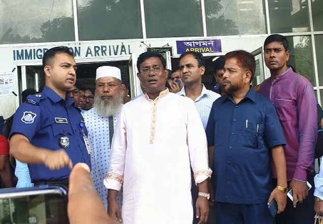 সীমান্তে যাত্রী হয়রানি বন্ধে সাংসদ শেখ আফিল উদ্দিনের শুদ্ধি অভিযান