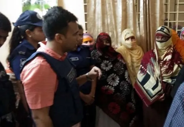 ইসলামী ছাত্রী সংস্থার ১৩ সদস্যসহ মাদ্রাসা অধ্যক্ষ আটক