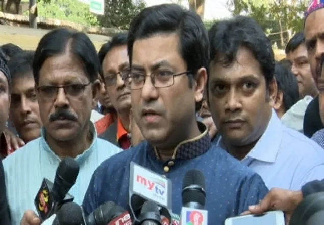 দুদক চেয়ারম্যানের পদত্যাগ চাইলেন তাপস