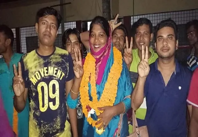 ঝিনাইদহে তৃতীয় লিঙ্গের প্রথম মহিলা ভাইস চেয়ারম্যান পিংকি