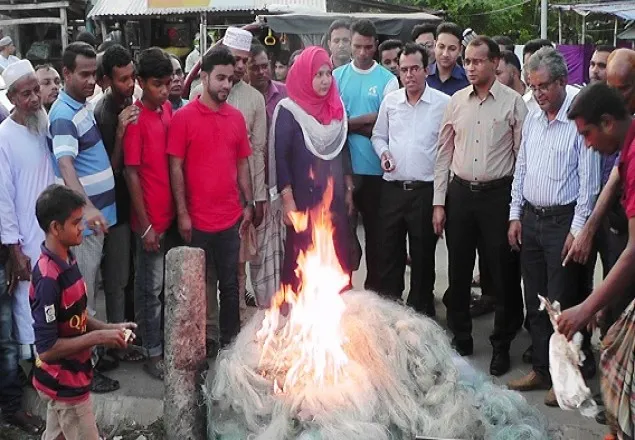 ঝালকাঠিতে ৩ মণ মা ইলিশসহ কারেন্ট জাল জব্দ