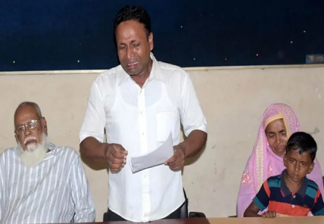  ৮ লাখ টাকা দিয়েও চাকরি হয়নি, হাউমাউ করে কাঁদলেন প্রার্থী