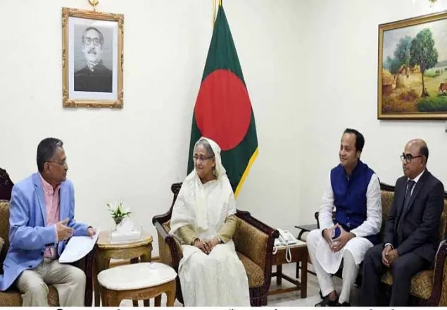 নিয়মের বাইরে যাবেন না : ইউজিসিকে প্রধানমন্ত্রী