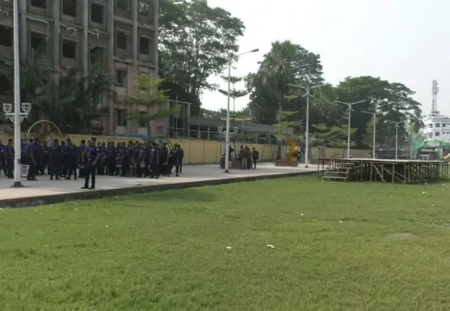ভোলায় আজকের সমাবেশ স্থগিত,পরিস্থিতি থমথমে