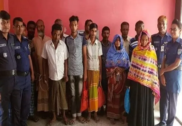  শার্শায় মাদকসহ ১১ পালাতক আসামী আটক