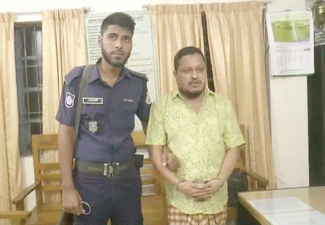 ক্যাসিনো সম্রাটের সহযোগী জাকির ভোলায় আটক