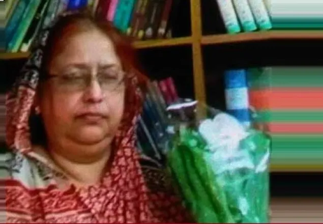 ধানমন্ডিতে দুই নারীকে গলাকেটে হত্যা 