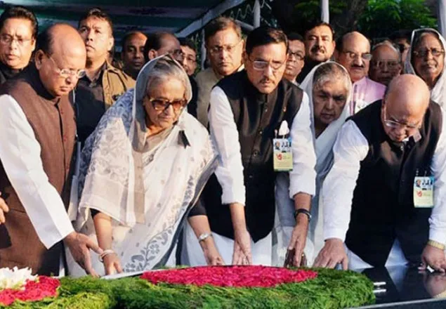 বঙ্গবন্ধু ও জাতীয় চার নেতার প্রতি প্রধানমন্ত্রীর শ্রদ্ধা