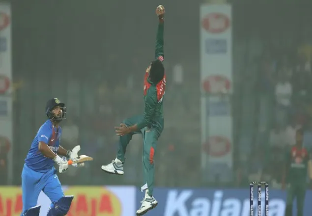 টাইগারদের টার্গেট ১৪৯