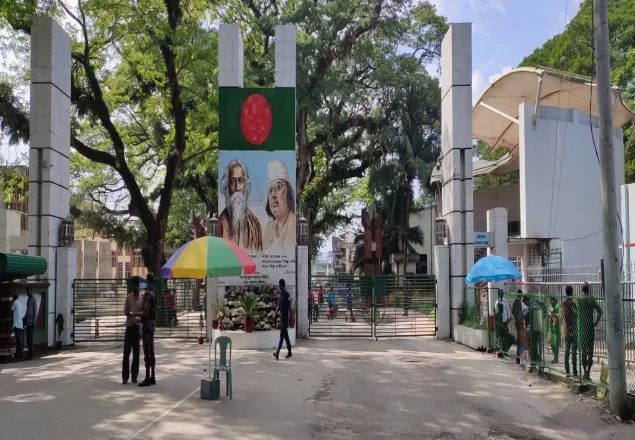 তৃতীয় দিনেও বেনাপোল বন্দরে আমদানি বন্ধ