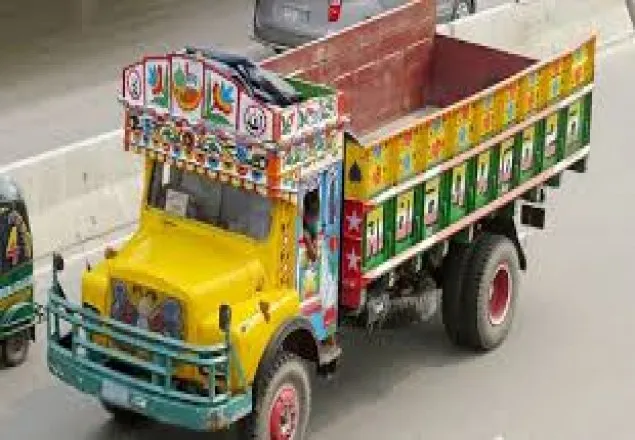 ধামরাইয়ে ট্রাকচাপায় নারী শ্রমিক নিহত