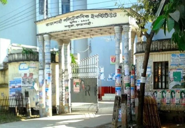 ক্লাসে ফিরেছেন রাজশাহী পলিটেকনিকের শিক্ষার্থীরা, সাত আসামির কেউ গ্রেপ্তার হয়নি
