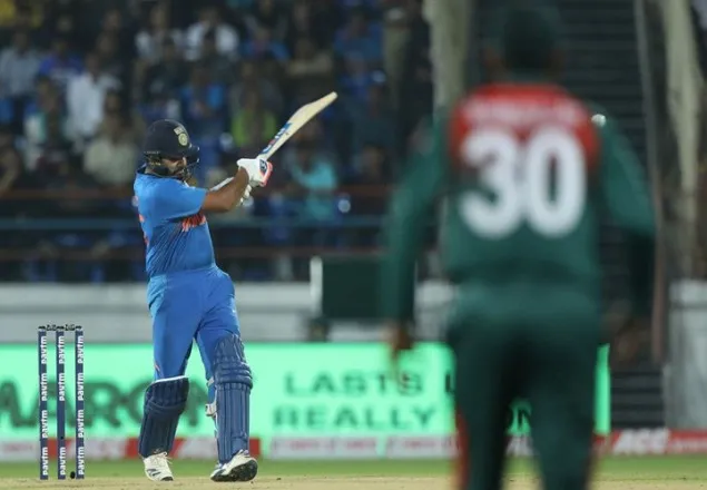 দ্বিতীয় ম্যাচ জিতে সিরিজ সমতায় ফেরাল ভারত ​