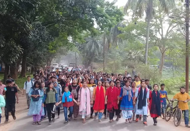উপাচার্যের অপসারণ দাবিতে আজও জাবির প্রশাসনিক ভবন অবরোধ