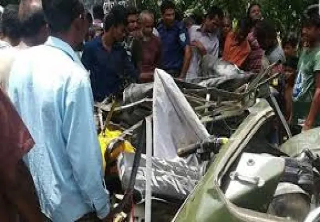 পঞ্চগড়ে বাসের ধাক্কায় নিহত ৬