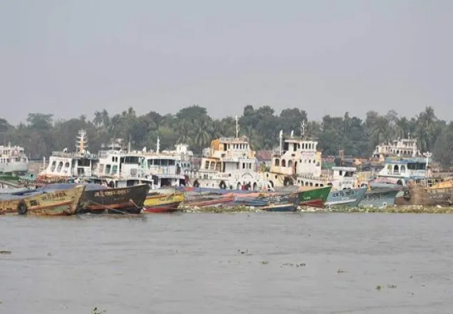 খুলনায় ‘বুলবুল’ মোকাবিলায় প্রস্তুত ৫টি জাহাজ