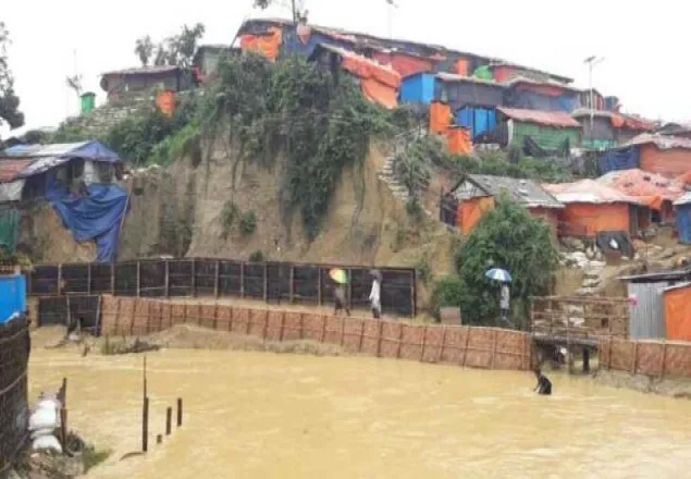 ঘূর্ণিঝড় ‘বুলবুল’: রোহিঙ্গা ক্যাম্পে ভূমিধসের আতঙ্ক
