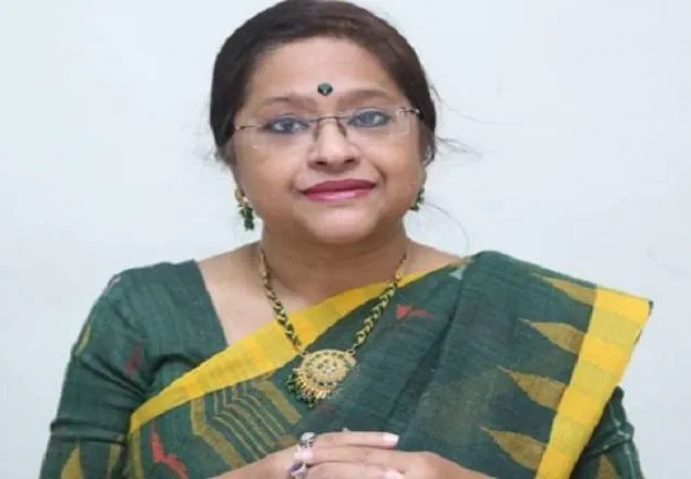 যে কারণে ফেঁসে যান তুরিন আফরোজ