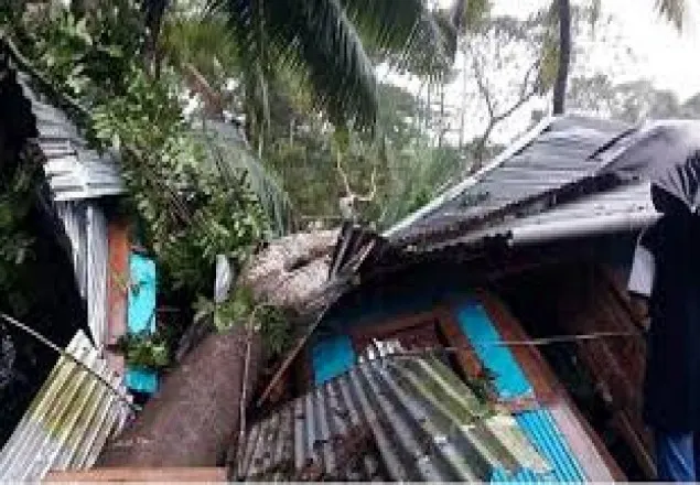 ‘বুলবুল’ কেড়ে নিলো ১৩ জনের প্রাণ