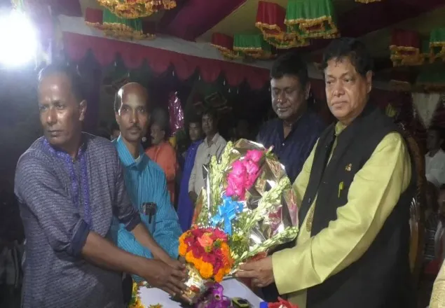 গাইবান্ধার গোবিন্দগঞ্জে সংসদ সদস্য ও উপজেলা চেয়ারম্যানকে সংবর্ধনা