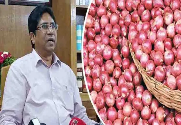 পেঁয়াজের বাজার ‘অতিদ্রুত’ স্বাভাবিক হবে : বাণিজ্য সচিব