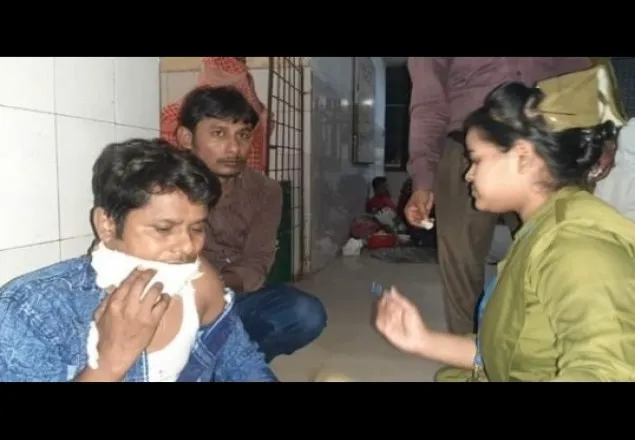 মাগুরায় শিক্ষকের ঠোঁট কামড়িয়ে ছিঁড়েছে অপর শিক্ষক, থানায় মামলা দায়ের