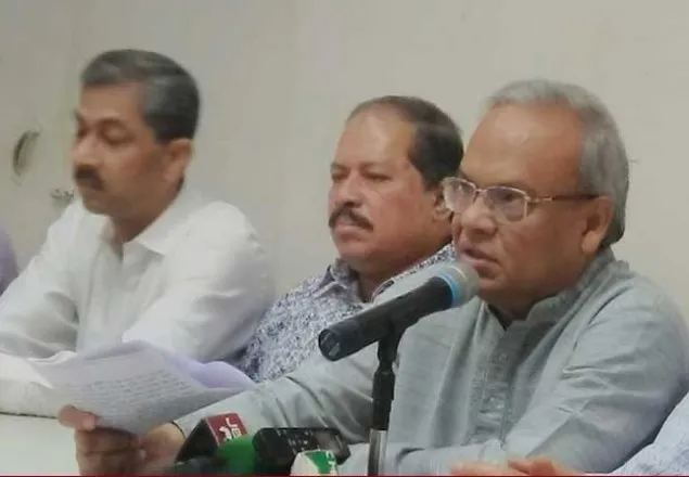 ব্যস্ত রাখতে  সরকার একটার পর একটা ভয়াবহ সঙ্কট সৃষ্টি করছে: রিজভী