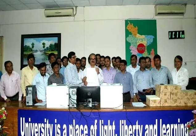 জবি'র ১ম সমাবর্তনে নিবন্ধনকৃত শিক্ষার্থীদের সনদ মুদ্রণ উদ্বোধন
