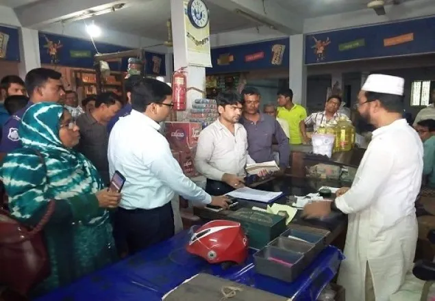 শার্শায় গুজব রটিয়ে লবনের দাম বাড়ানোর দায় ১ লাখ ৯৪ হাজার টাকা অর্থদণ্ড