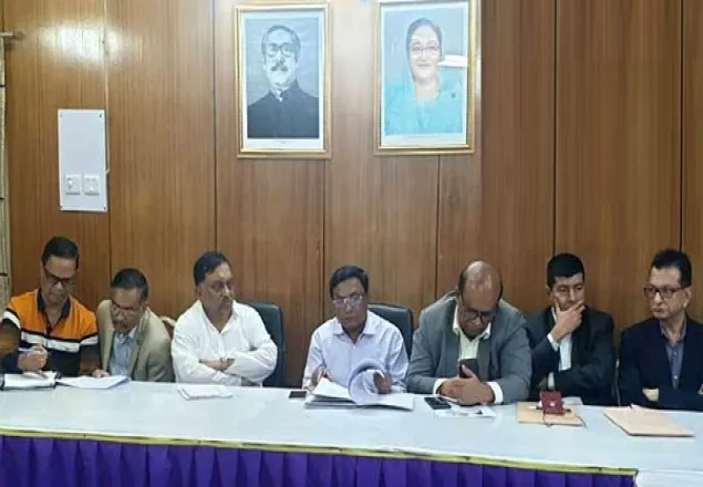 ট্রাক-কাভার্ডভ্যান শ্রমিকদের ধর্মঘট প্রত্যাহার