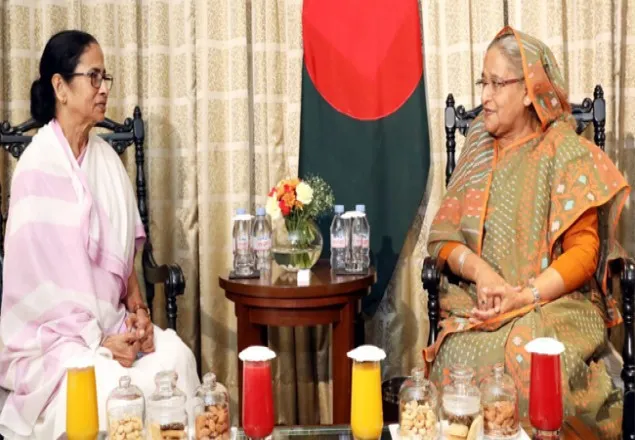 বাংলাদেশ থেকে বাইসাইকেল আমদানি করতে শেখ হাসিনাকে প্রস্তাব মমতার