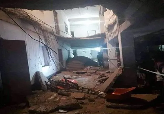 চাঁদপুরে এতিমখানার করিডোর ধসে ৪০ ছাত্র-শিক্ষক আহত