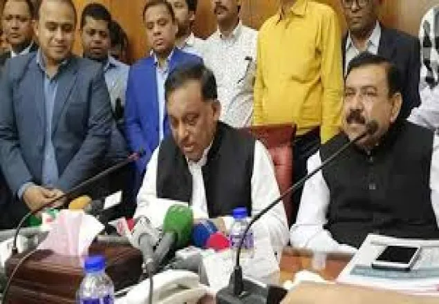 সড়কে শৃঙ্খলা ফেরাতে সচিবদের নেতৃত্বে চার কমিটি গঠন: স্বরাষ্ট্রমন্ত্রী