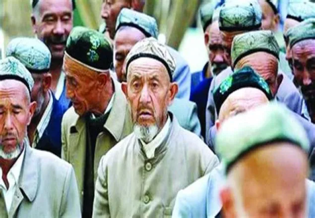 উইঘুর মুসলিমদের ‘মগজ ধোলাই’ করছে সরকার