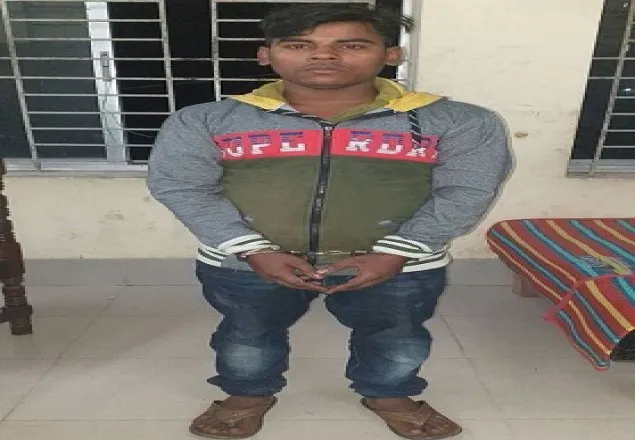 ৫ম শ্রেণীর ছাত্রীর অন্তঃসত্তার খবর শুনে মায়ের মৃত্যু, ধর্ষক আটক