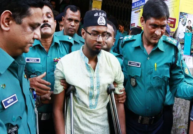 ‘জঙ্গিদের পরা আইএসের টুপি কারাগার থেকে আসেনি’