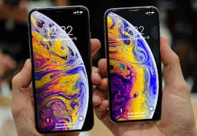 আরো বড় ডিসপ্লে নিয়ে আসছে আইফোন!