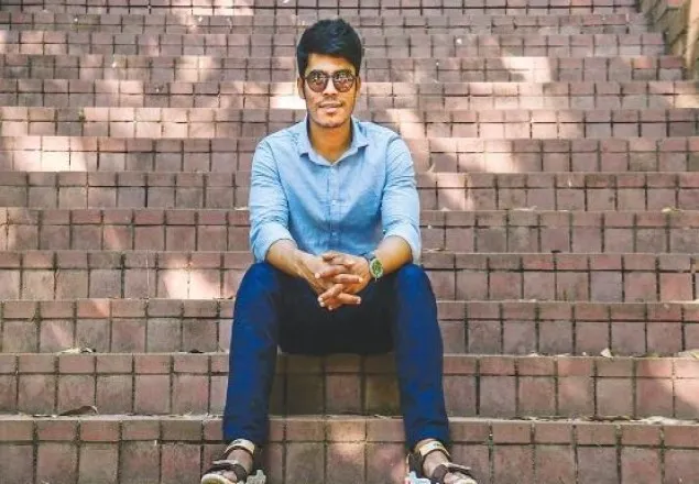 ‘টয়লেট পরিষ্কার করার বিনিময়ে স্কুলে পড়তে পারবি’