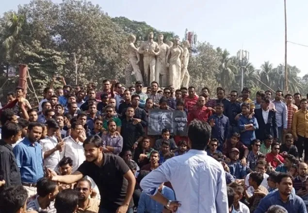 খালেদা জিয়ার জামিন না দেওয়ার প্রতিবাদে ছাত্রদলের বিক্ষোভ