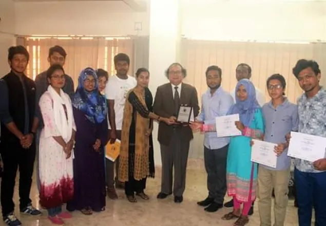 ববি ভিসির সাথে সয়েল অলিম্পিয়াডে অংশগ্রহণকারী শিক্ষার্থীদের সাক্ষাৎ 