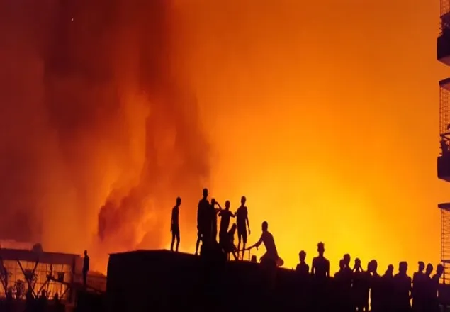 কেরানীগঞ্জে প্লাস্টিক কারখানায় আগুনের ঘটনায় নিহত ১