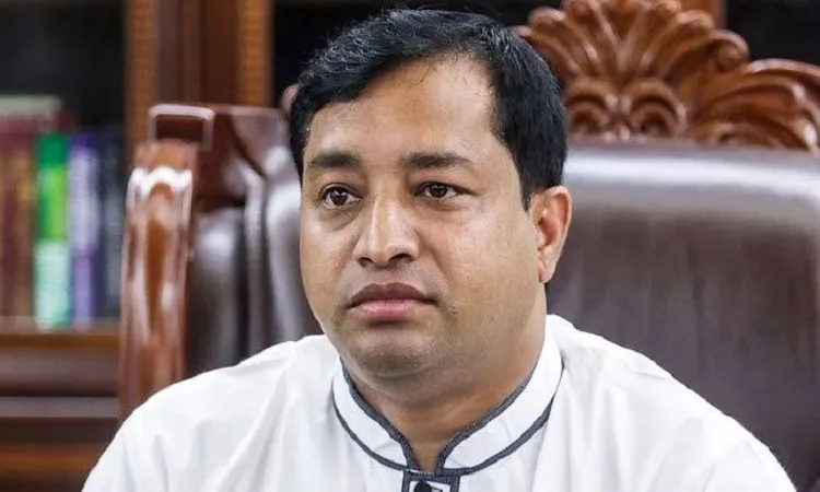 জাহাঙ্গীর আলমের বিরুদ্ধে দুদকে অভিযোগ