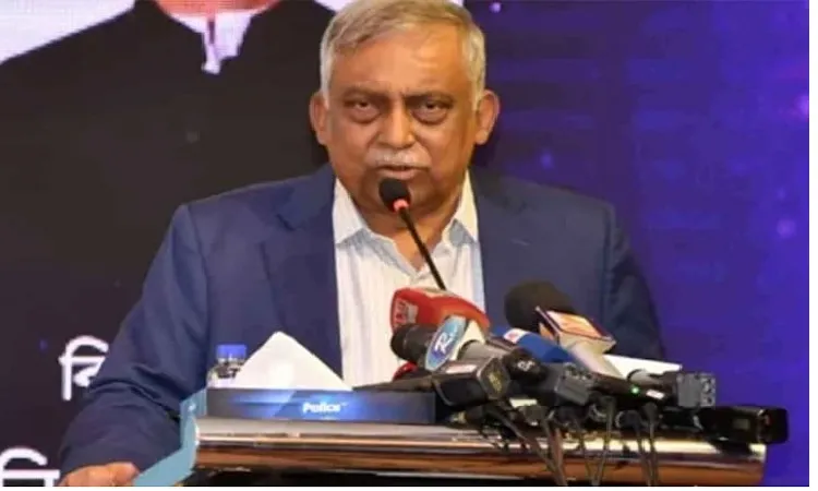 নৌকায় ভোট দিতে মানুষ উন্মুখ হয়ে আছে : স্বরাষ্ট্রমন্ত্রী