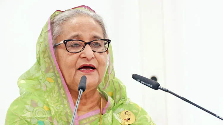 চতুর্থ শিল্প বিপ্লবের চ্যালেঞ্জ মোকাবিলায় প্রস্তুতি নেওয়ার আহ্বান প্রধানমন্ত্রীর