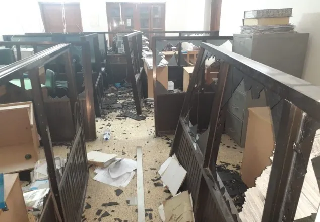 দৈনিক সংগ্রাম অফিসে হামলা-ভাঙচুর