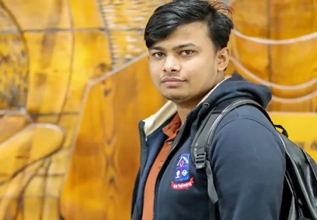 র‌্যাগ ডে’র যৌন সুড়সুড়ি ও ক্যাম্পাসের বিগত জীবন