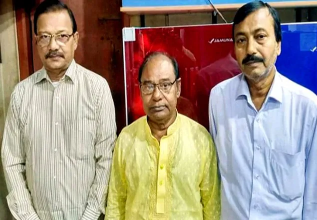 ১৫ আগষ্ট এলে উপোস থাকেন বঙ্গবন্ধু হত্যার প্রতিবাদকারী ৩ বন্ধু