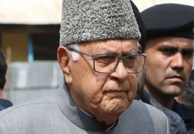 কাশ্মীরের সাবেক মুখ্যমন্ত্রীকে আটকের মেয়াদ বাড়লো আরও ৩ মাস 